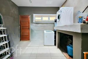 Image 4 - 838426