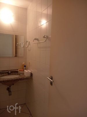 Image 26 - 838459