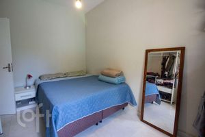 Image 19 - 838472