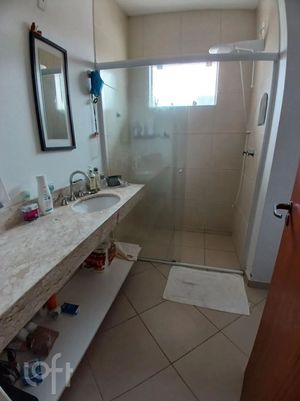 Image 19 - 838511