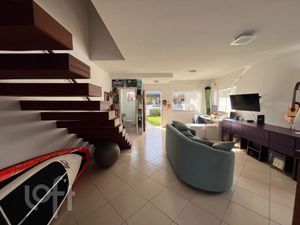 Image 4 - 838511