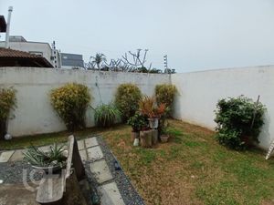 Image 9 - 838511