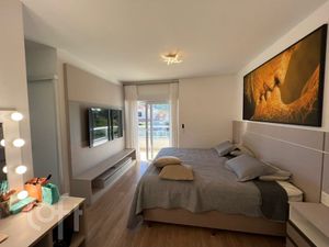 Image 9 - 838556