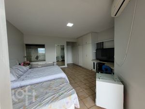Image 6 - 838592