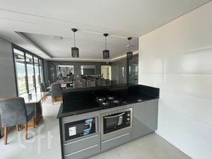 Image 12 - 838595