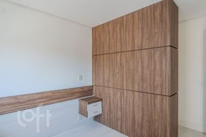 Image 10 - 838620