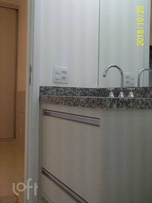 Image 6 - 838626
