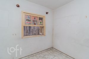 Image 20 - 838693