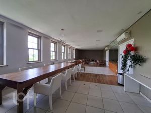Image 27 - 838700