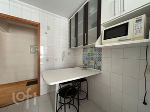 Image 20 - 838737