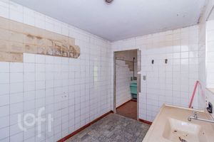 Image 21 - 838779