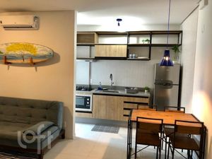 Image 4 - 838782