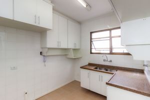 Image 35 - 838823