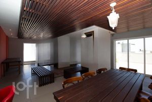 Image 17 - 838887