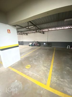 Image 21 - 838897