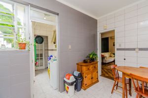 Image 21 - 838955