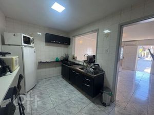 Image 18 - 838992