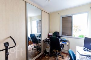 Image 3 - 839017