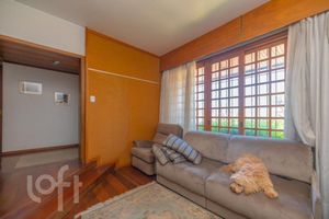 Image 4 - 839041