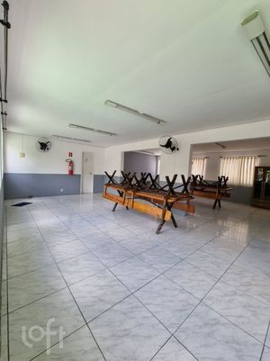 Image 4 - 839057
