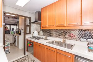 Image 42 - 839106