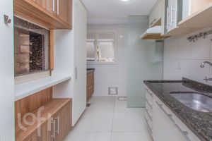 Image 4 - 839180