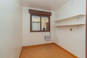 Image 19 - 839220