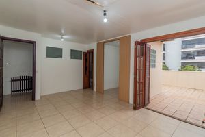 Image 3 - 839220