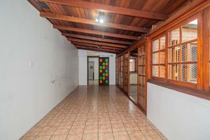 Image 30 - 839220