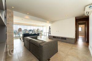 Image 3 - 839251