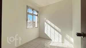 Image 29 - 839255