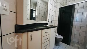 Image 19 - 839391