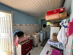 Image 17 - 839431