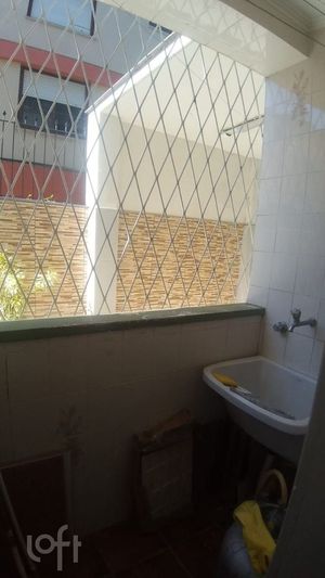 Image 10 - 839513