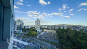 Image 21 - 839557