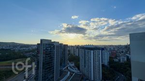 Image 18 - 839557