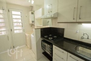 Image 3 - 839612