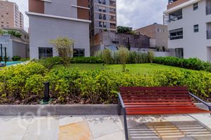 Image 83 - 839907