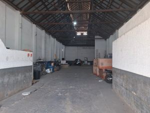 Image 4 - 839933