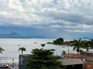 Image 0 - 839960