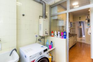 Image 32 - 840146