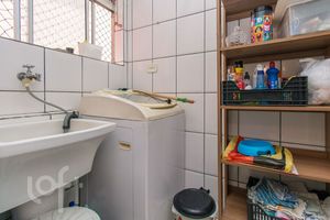 Image 9 - 840188