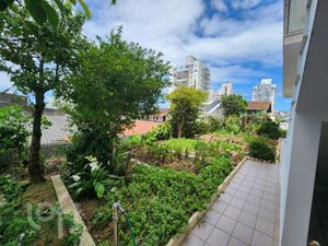 Image 6 - 840221