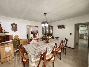Image 14 - 840221
