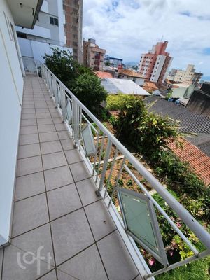 Image 23 - 840221