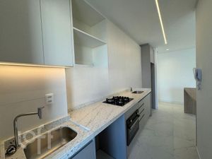 Image 18 - 840225