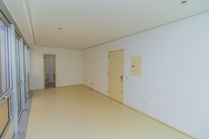 Image 5 - 840230