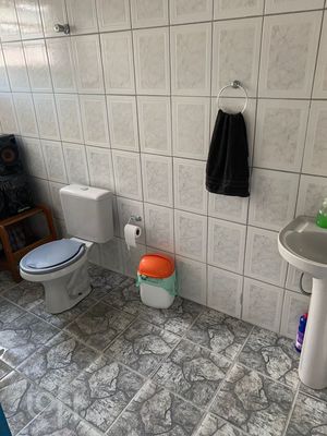 Image 11 - 840275