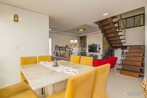 Image 11 - 840400