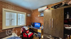 Image 21 - 840406